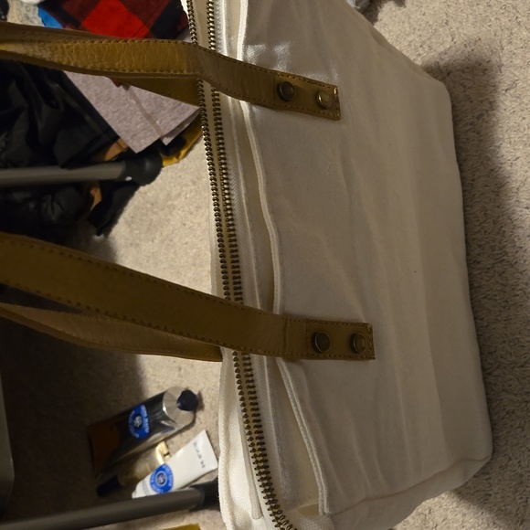 Cozy Earth linen tote - Picture 2 of 3